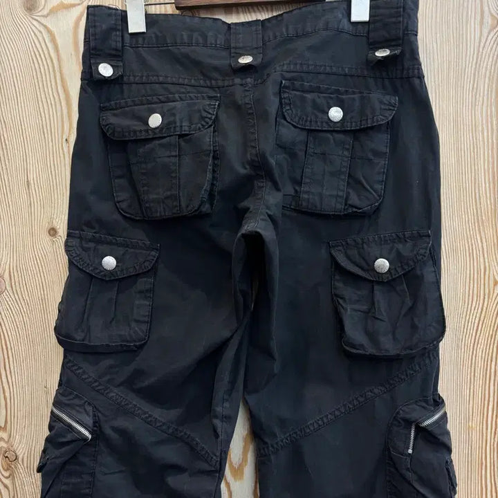 [BUNJANG] Sisley Multi-Pocket Cargo Pants Black / 시슬리 멀티포켓 카고 팬츠 블랙
