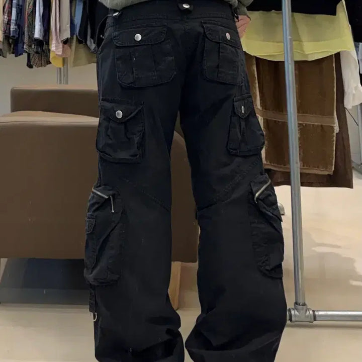 [BUNJANG] Sisley Multi-Pocket Cargo Pants Black / 시슬리 멀티포켓 카고 팬츠 블랙