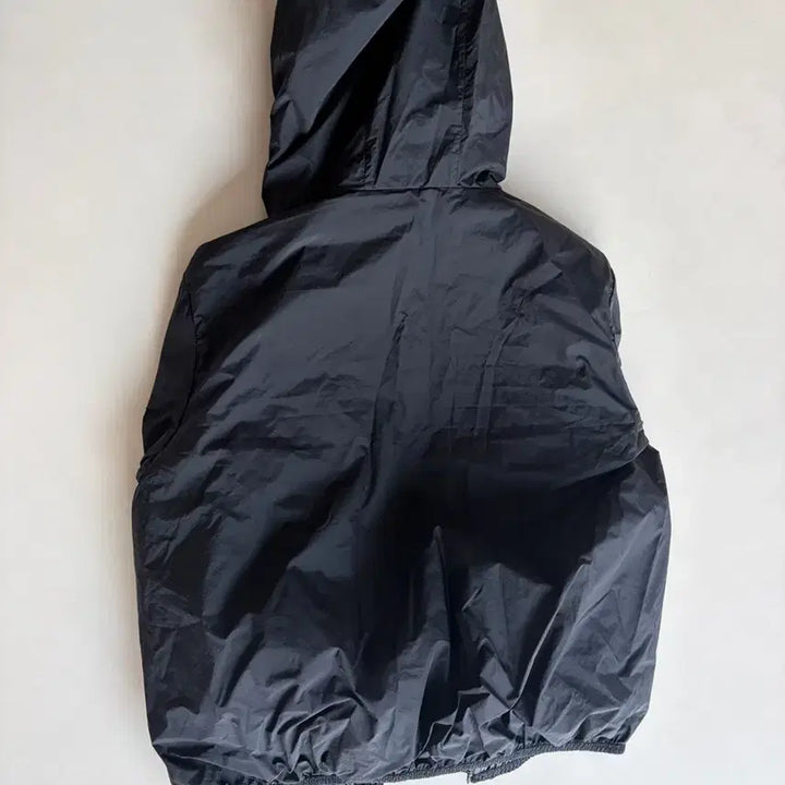 [SOLD OUT] 몽클레어 카시 바람막이