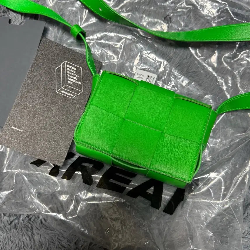 [BUNJANG] Bottega Veneta Cassette Mini Bag Green / [OS]보테가베네타 카세트백 그린 미니