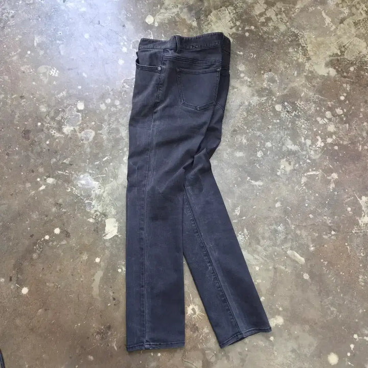 [SOLD OUT] 31) 게스 흑청 청바지 데님팬츠