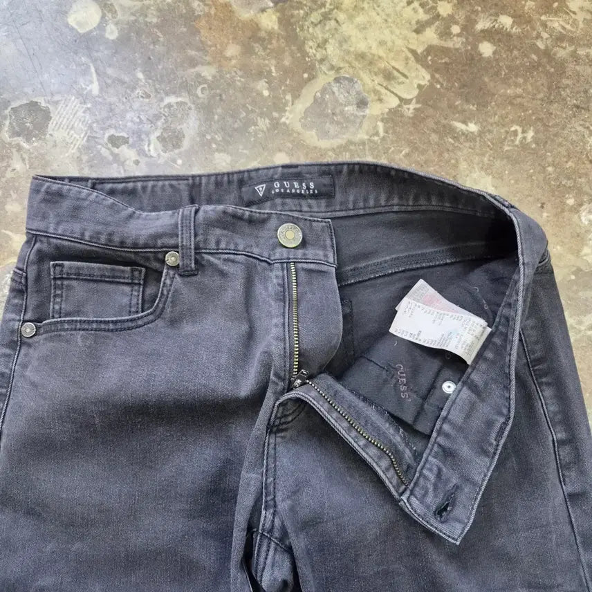 [SOLD OUT] 31) 게스 흑청 청바지 데님팬츠