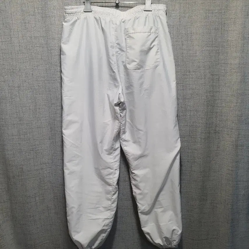 [BUNJANG] Nike Woven Swoosh White Jogger Pants XL / 나이키 우븐 스우시 화이트 조거 팬츠 XL