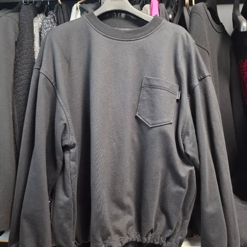 [BUNJANG] Songzio Smurf Embroidery Sweatshirt / 송지오 25fw 스머프 콜라보 자수 맨투맨 50