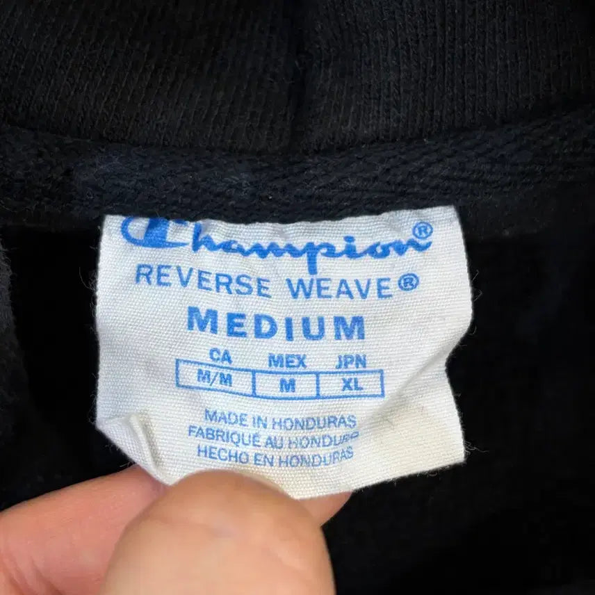 [BUNJANG] Champion Reverse Weave Iowa University Logo Hoodie Black / [XL] 챔피온 리버스위브 IOWA 대학 로고 후드티 블랙 3.9