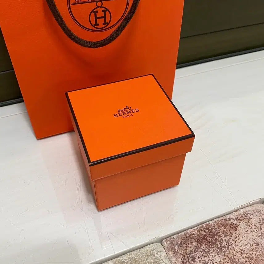 [BUNJANG] Hermès Ring Case Set / 에르메스 반지 케이스 + 파우치 + 리본 + 쇼핑백