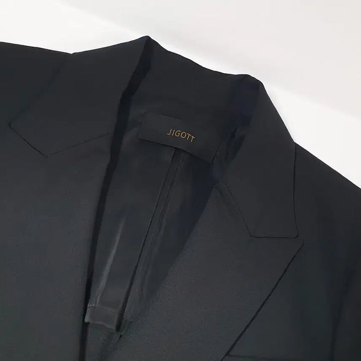 [SOLD OUT] JIGOTT 블랙 간절기쟈켓 66