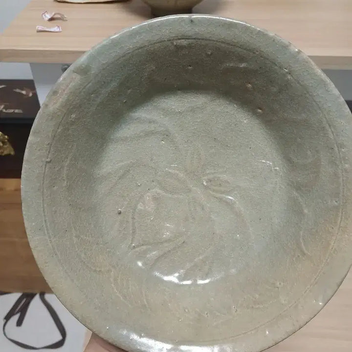 [SOLD OUT] 고려청자 진품. 양각모란문대접