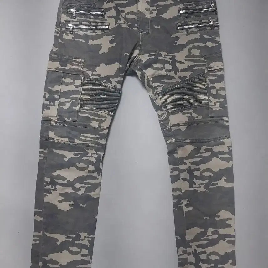 [BUNJANG] Balmain Military Camouflage Biker Cargo Pants / [40] 발망 밀리터리 카모플라쥬 바이커 카고 팬츠