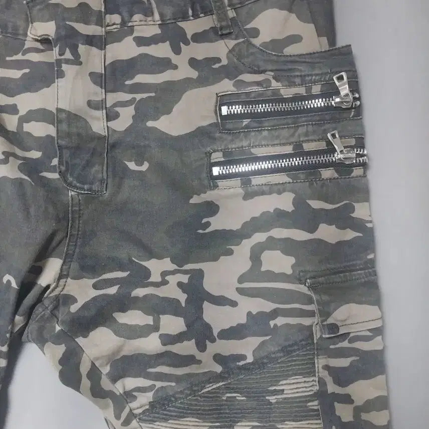 [BUNJANG] Balmain Military Camouflage Biker Cargo Pants / [40] 발망 밀리터리 카모플라쥬 바이커 카고 팬츠