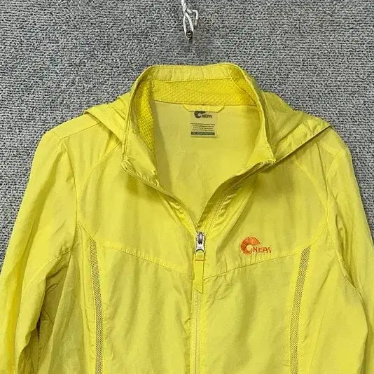 [BUNJANG] Nepa Yellow Logo Women&