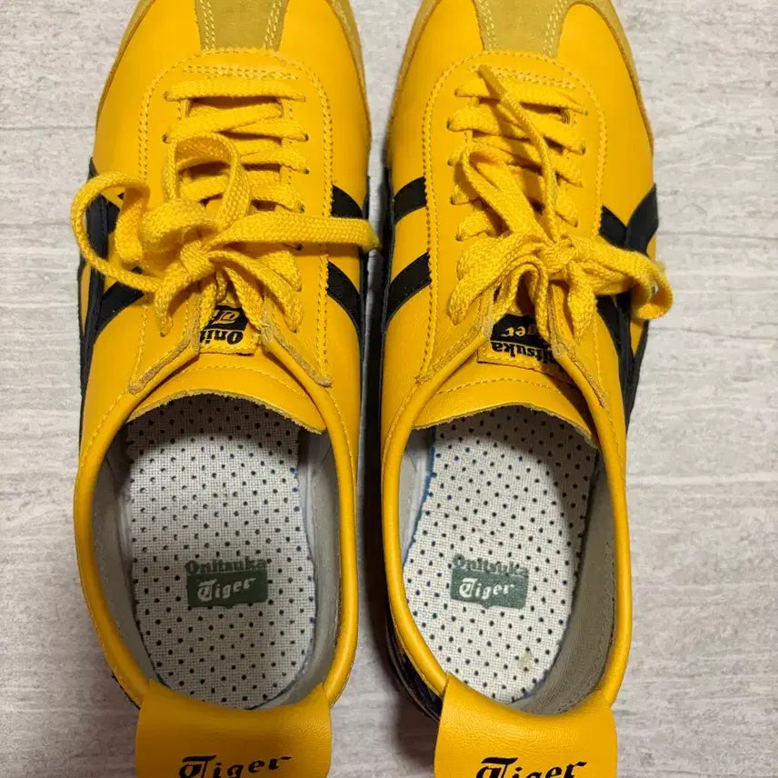 [BUNJANG] Onitsuka Tiger Mexico 66 Yellow Black Sneakers / 오니츠카타이거 멕시코66 옐로우 블랙 280