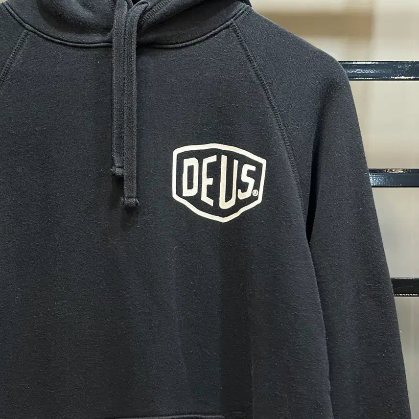 [BUNJANG] Deus Ex Machina Venice Address Hoodie / [S] 데우스 엑스 마키나 베니스 어드레스 후드티 5.9