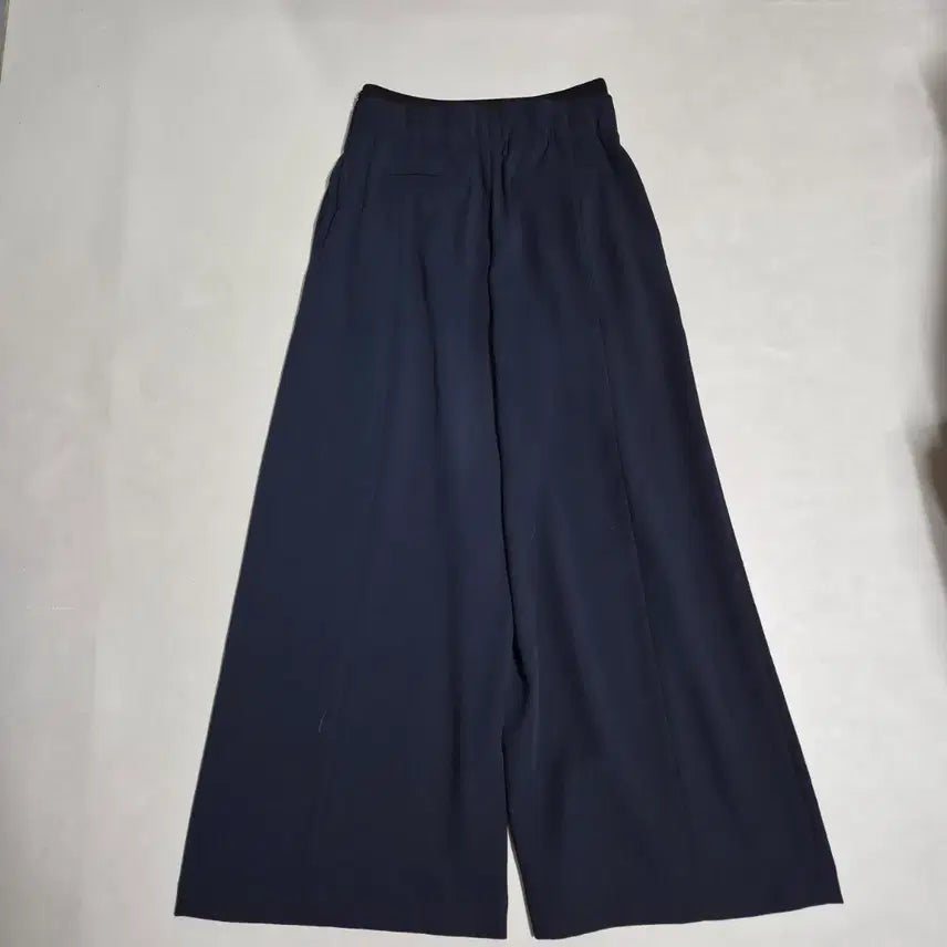 [SOLD OUT] 시스템 네이비 투턱 와이드 밴딩 팬츠