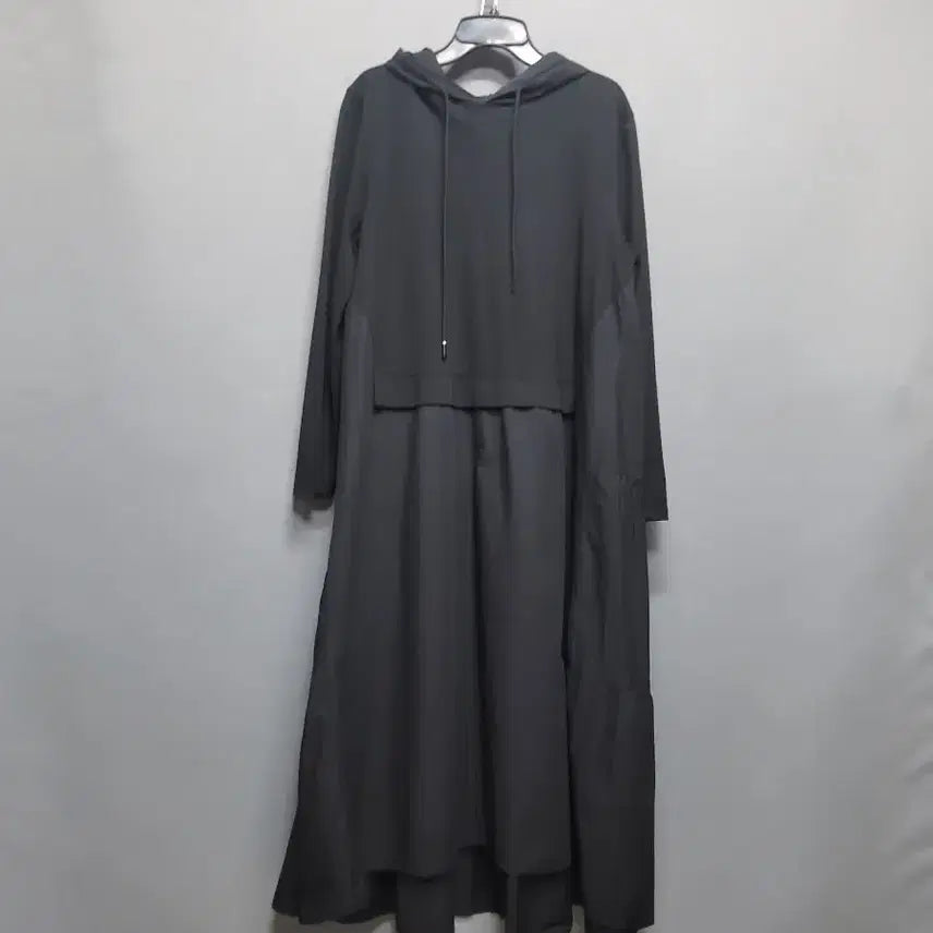 [SOLD OUT] 뒷면 캉캉 후드 면 원피스(얇음)