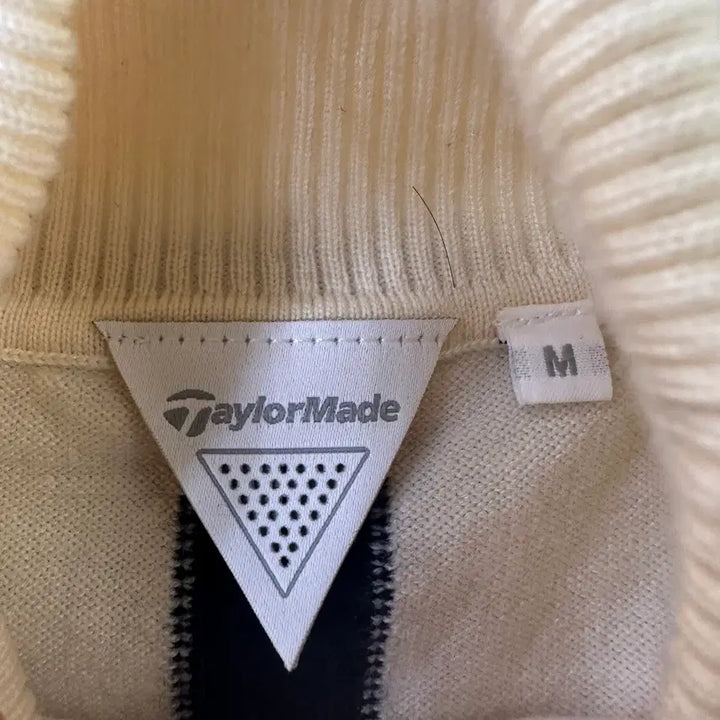 [BUNJANG] TaylorMade High Neck Knit Vest / M 테일러메이트 하이넥 니트 베스트 0413D