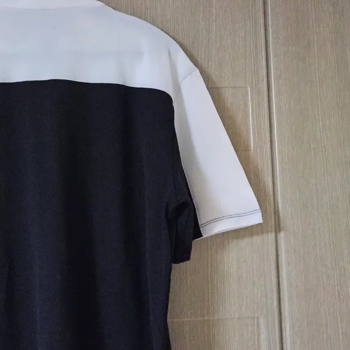 [SOLD OUT] 화이트/블랙 배색 반팔 티셔츠 105