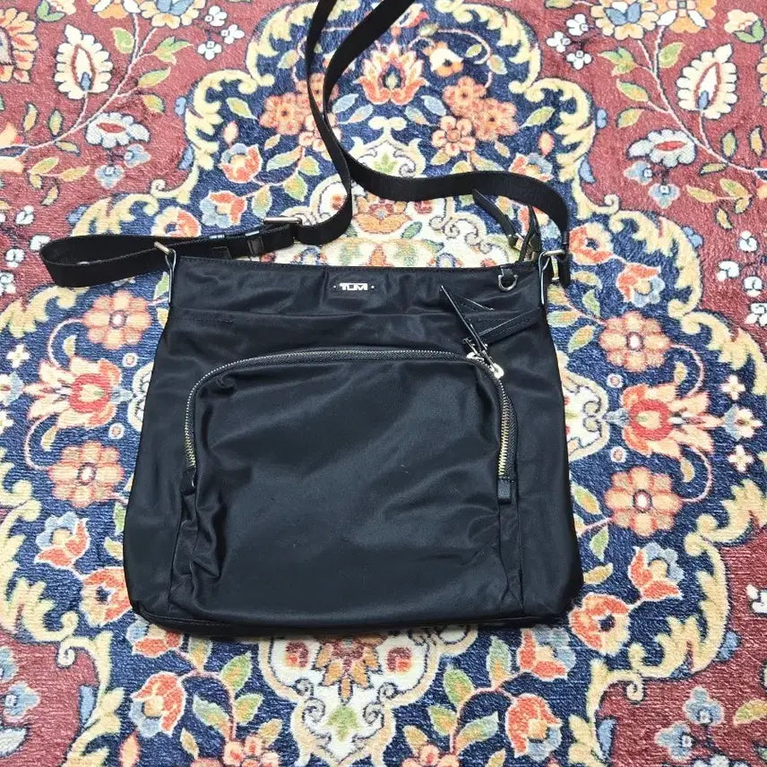 [SOLD OUT] 투미 TUMI 보야져 카프리 크로스백 FREE