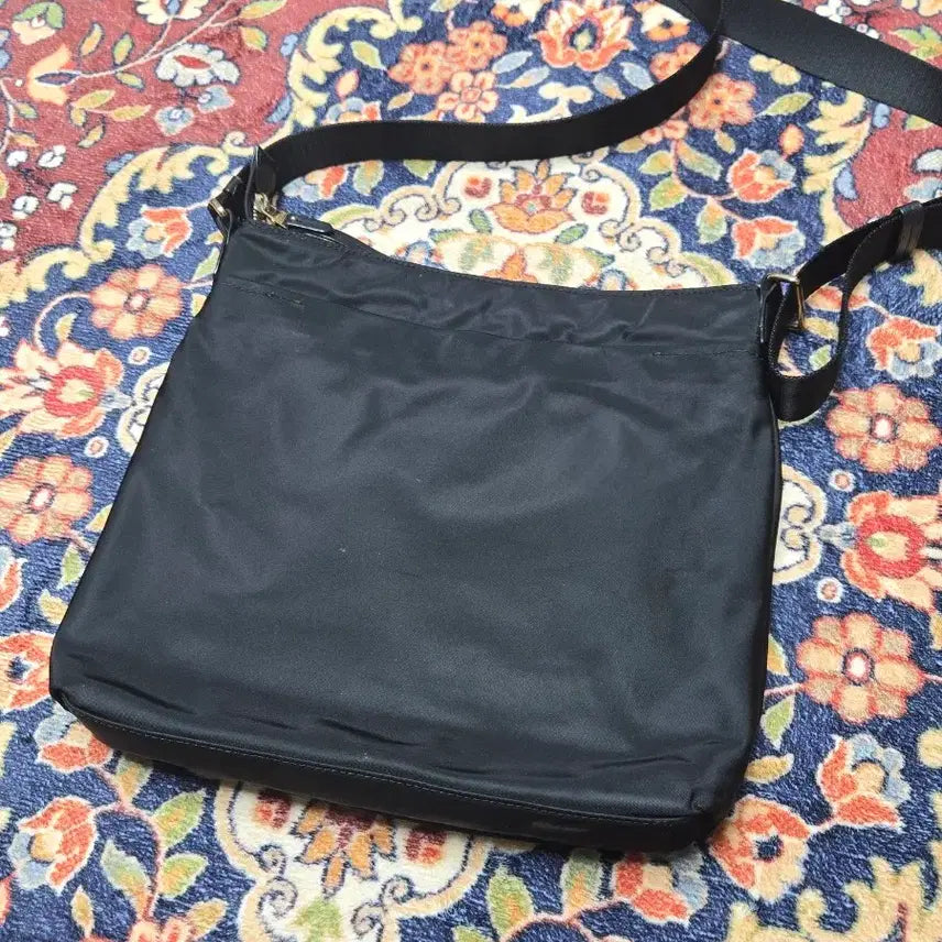 [SOLD OUT] 투미 TUMI 보야져 카프리 크로스백 FREE