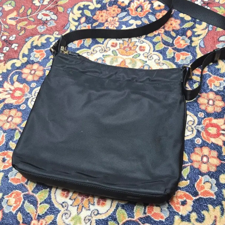 [SOLD OUT] 투미 TUMI 보야져 카프리 크로스백 FREE