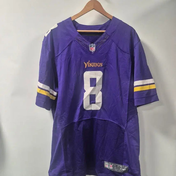 [SOLD OUT] *무료배송* 나이키 XXL사이즈  NFL 바이킹스 8번 반팔(상태A급)