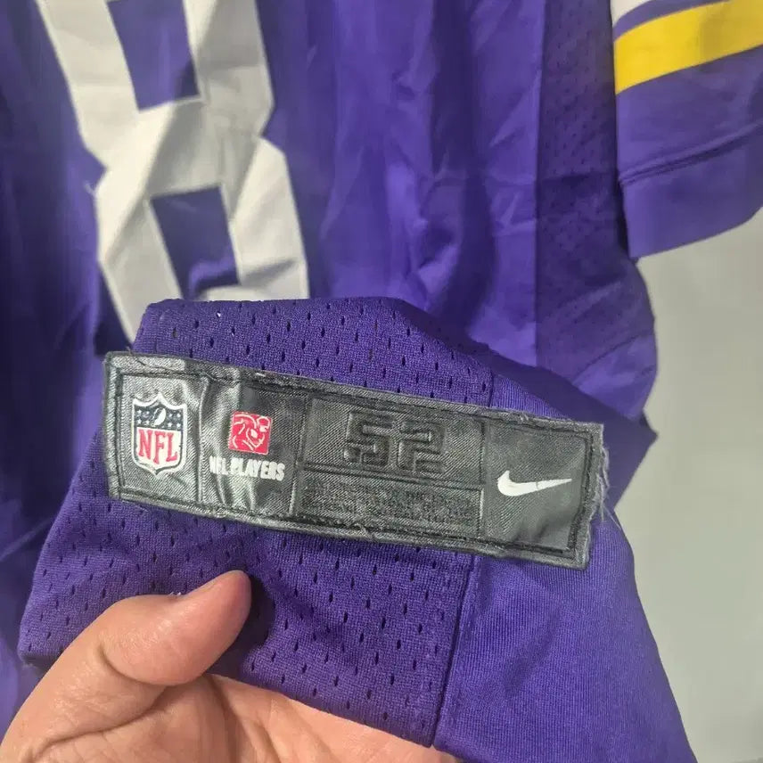 [SOLD OUT] *무료배송* 나이키 XXL사이즈  NFL 바이킹스 8번 반팔(상태A급)