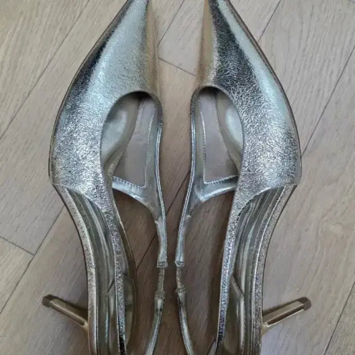 [BUNJANG] ZARA Metallic Slingback Heels - Gold / zara 자라 메탈릭 슬링백 힐 - 골드,38(245)