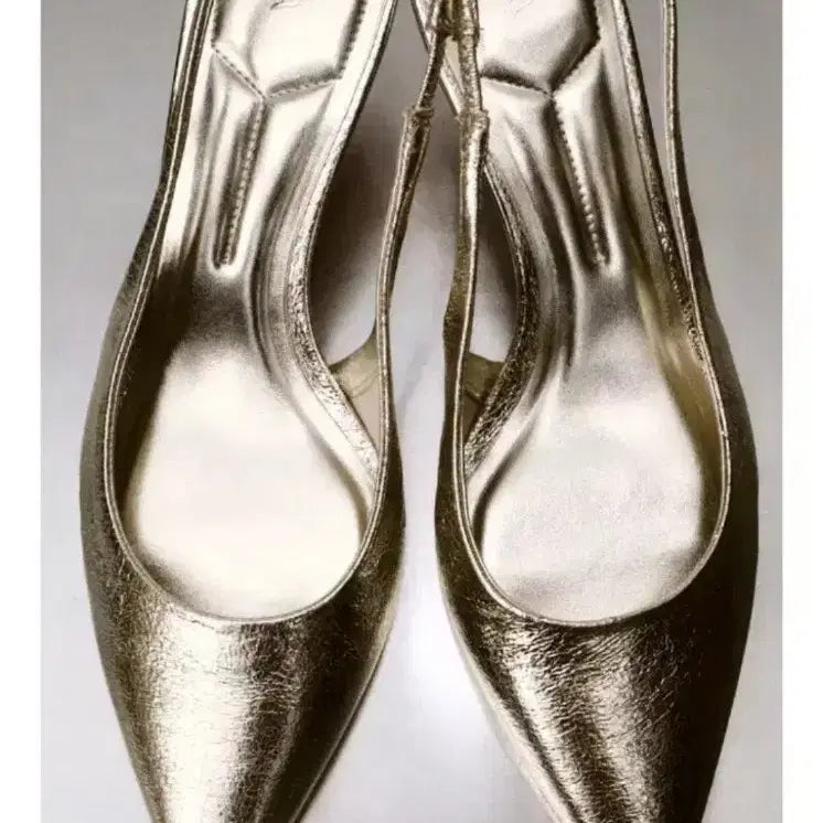 [BUNJANG] ZARA Metallic Slingback Heels - Gold / zara 자라 메탈릭 슬링백 힐 - 골드,38(245)