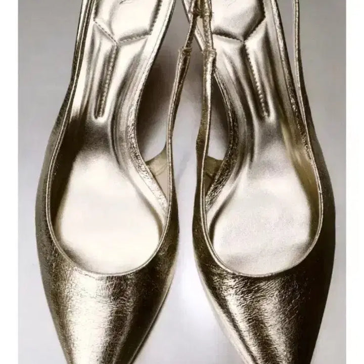 [BUNJANG] ZARA Metallic Slingback Heels - Gold / zara 자라 메탈릭 슬링백 힐 - 골드,38(245)