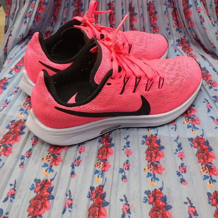[BUNJANG] Nike Pegasus Pink Sneakers 230mm / 나이키 페가수스 핑크 운동화 230mm