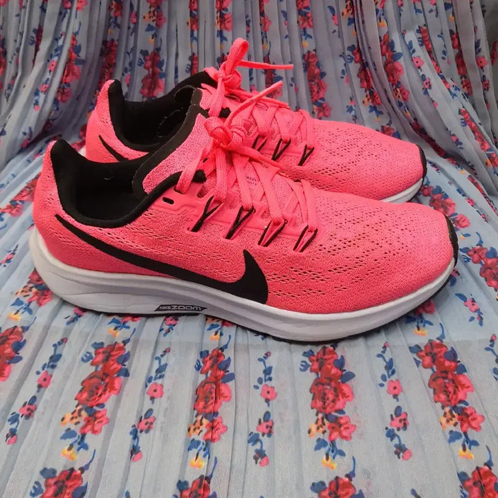 [BUNJANG] Nike Pegasus Pink Sneakers 230mm / 나이키 페가수스 핑크 운동화 230mm