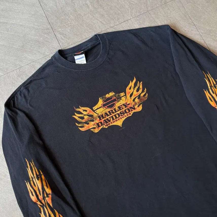 [BUNJANG] Harley-Davidson Black Flame Long Sleeve T-shirt / 할리데이비슨 정품 블랙 플레임 긴팔 티셔츠 롱슬리브