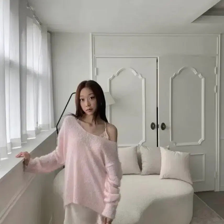 [BUNJANG] Coap Kleesier Cool Pink Faux Fur Knit / coap kleesier 코프 (클리시어) 쿨핑크 퍼 니트