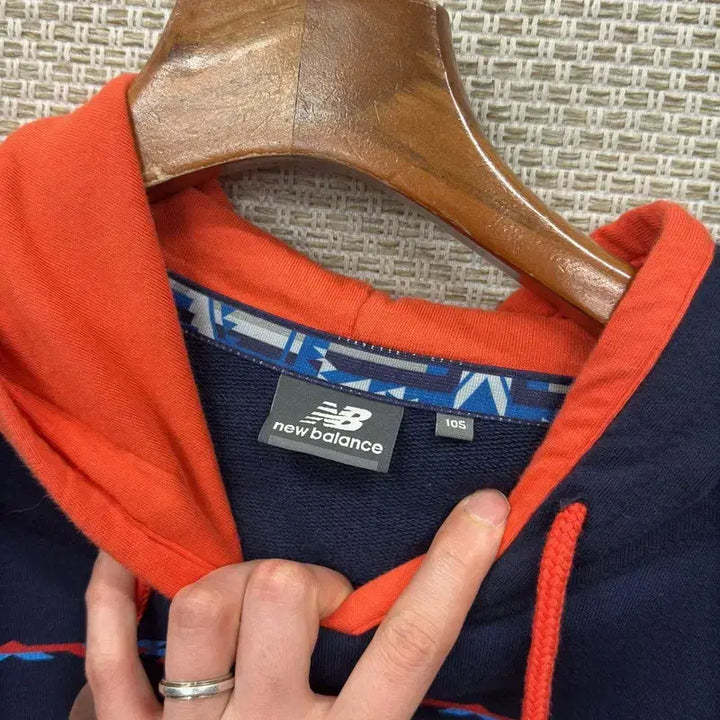 [SOLD OUT] 뉴발란스 후드티 105 M16280
