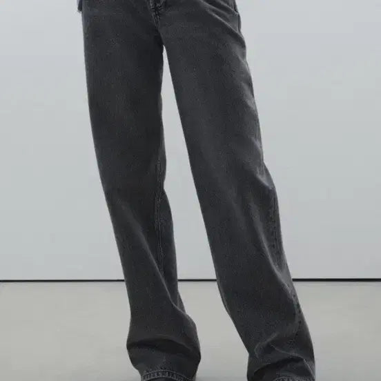[BUNJANG] Massimo Dutti Mid-Waist Wide Leg Denim Pants / 77사이즈) 마시모두띠 미드웨이스트 와이드 레그 데님 팬츠 흑청워싱팬츠