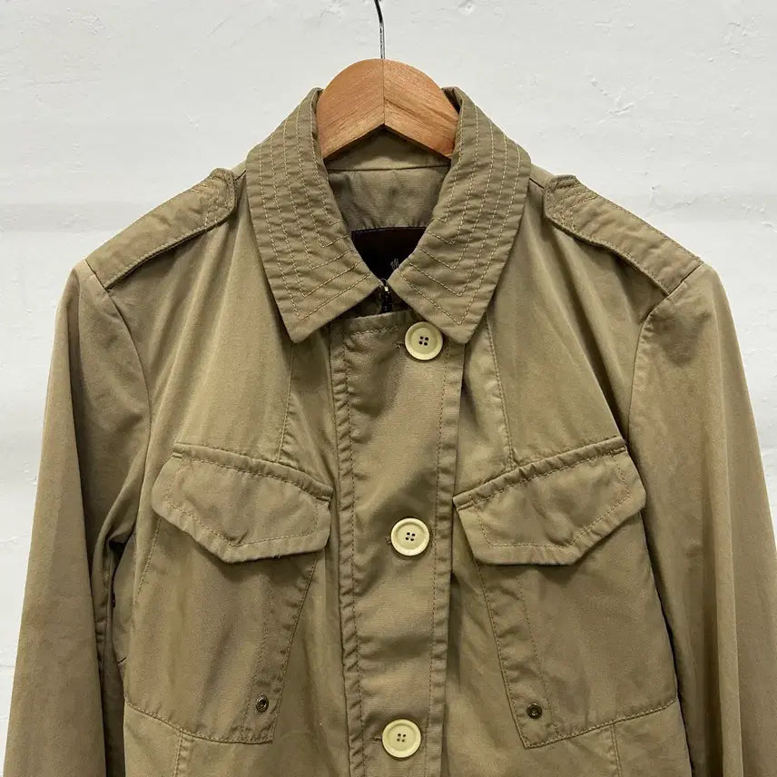 [SOLD OUT] 몽클레어 베이지 사파리 자켓