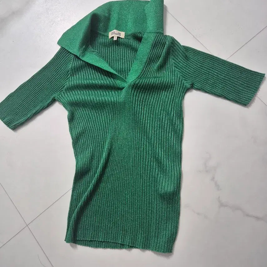[BUNJANG] Baum Green Ribbed Knit Glittery T-shirt / Baum 그린 골지 니트 반팔티  글리터리