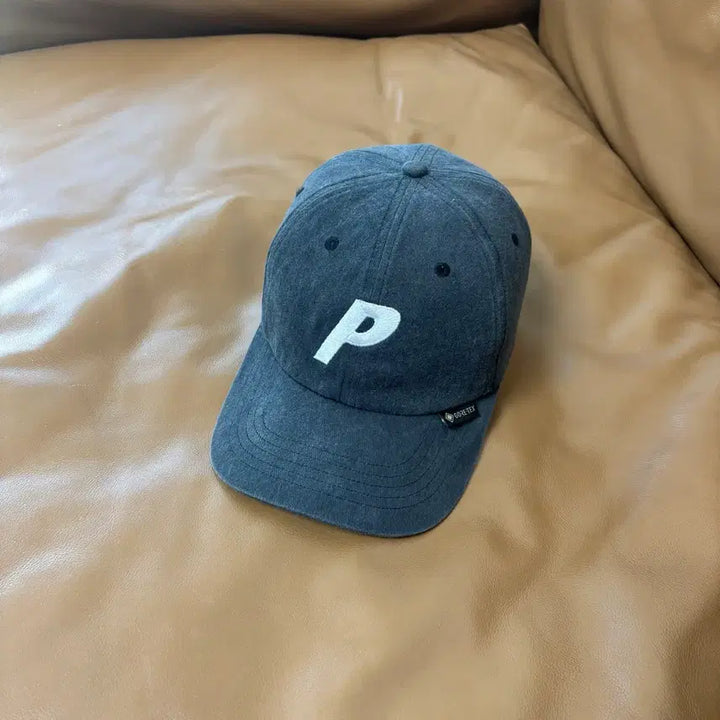 [BUNJANG] Palace Gore-Tex Pigment 6-Panel Ball Cap / 팔라스 6패널 볼캡 모자 고어텍스 피그먼트 블랙