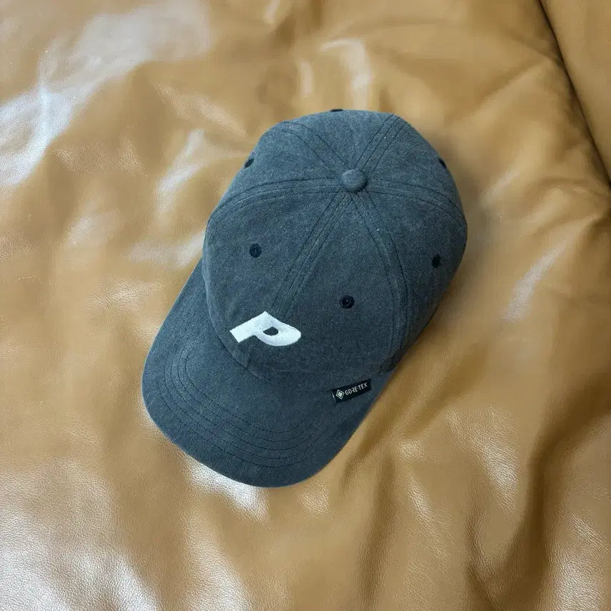 [BUNJANG] Palace Gore-Tex Pigment 6-Panel Ball Cap / 팔라스 6패널 볼캡 모자 고어텍스 피그먼트 블랙