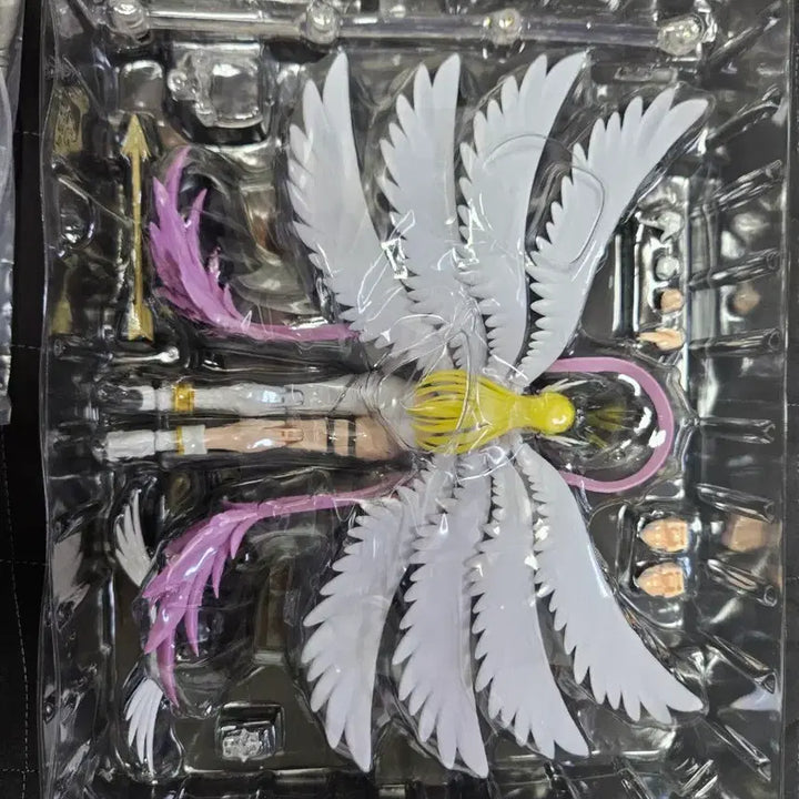 [SOLD OUT] 반다이 S.H.Figuarts 엔젤우몬 피규어