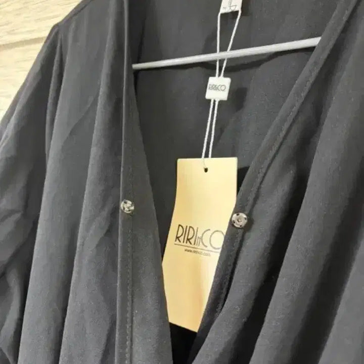 [BUNJANG] Lilly &amp; Co Wrap Dress / 리리앤코 랩 원피스(가단46허리고무줄.총장122)