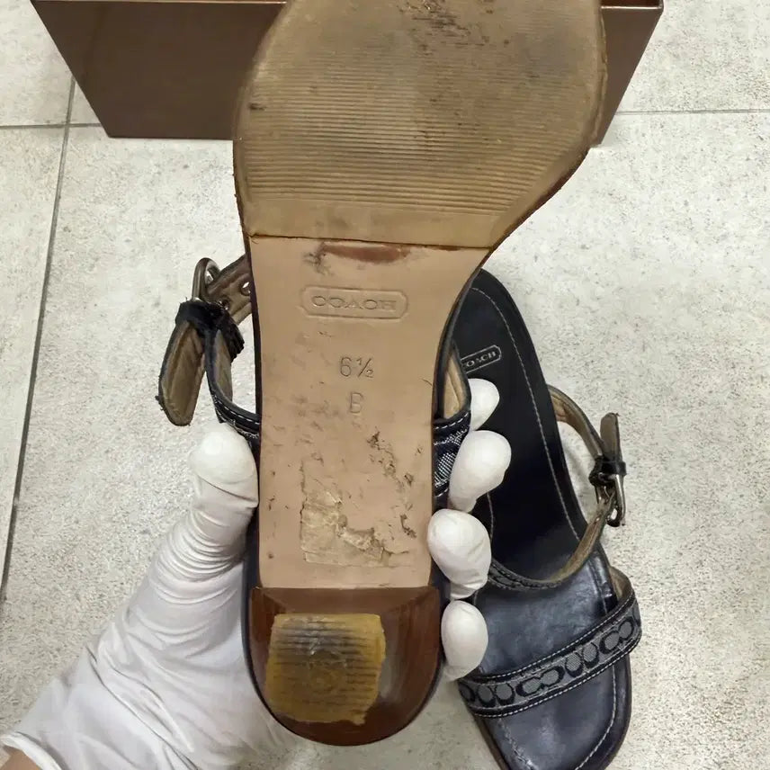 [BUNJANG] Coach Sandals Heels Slippers 235 / 코치 샌들 힐 슬리퍼 235
