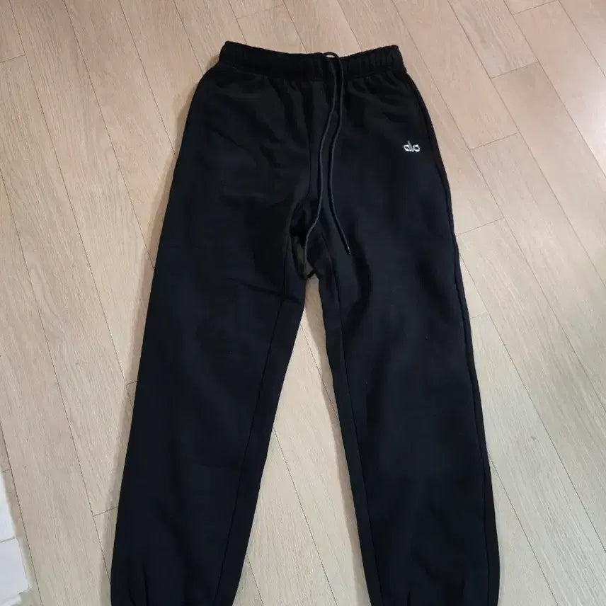 [SOLD OUT] ALO 알로 블랙 조거팬츠 스웻팬츠
