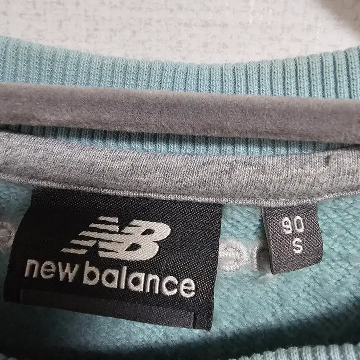 [BUNJANG] New Balance Logo Sweatshirt Mint (S) / [정품] 뉴발란스 로고 맨투맨 민트 (90/S)
