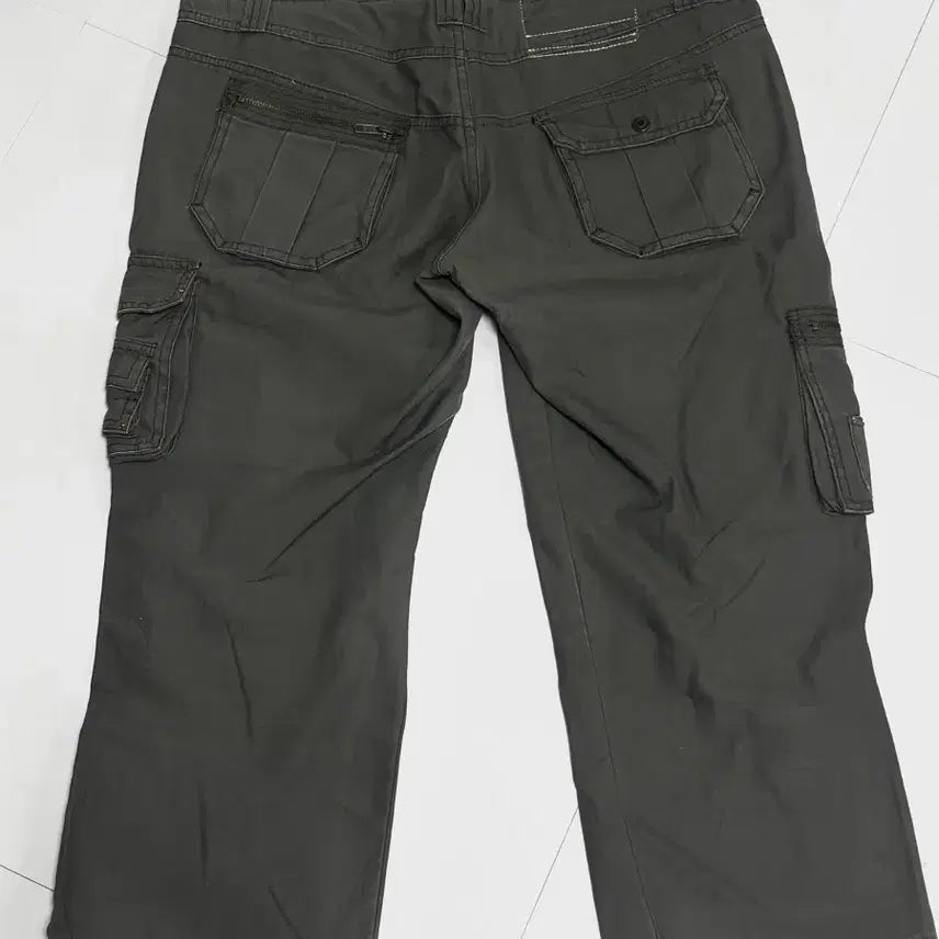 [SOLD OUT] 빈티지 y2k  갸루 펑크 7부카모그레이 팬츠