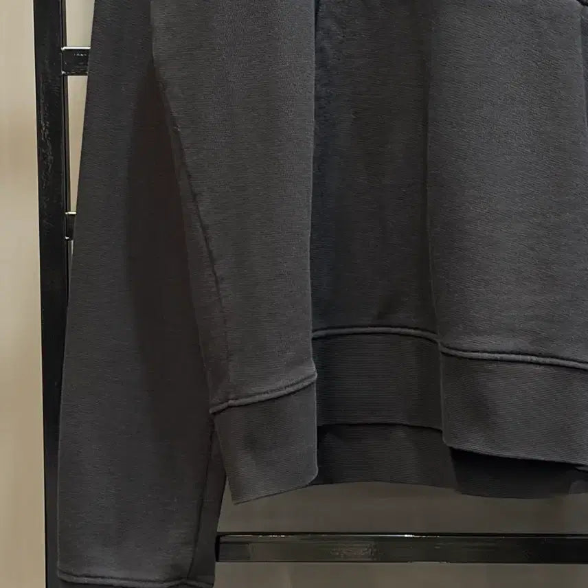 [BUNJANG] Sandro Paris Heart Logo Embroidered Hoodie / [XL] 산드로 파리 하트 로고 자수 블랙 후드티 9.5