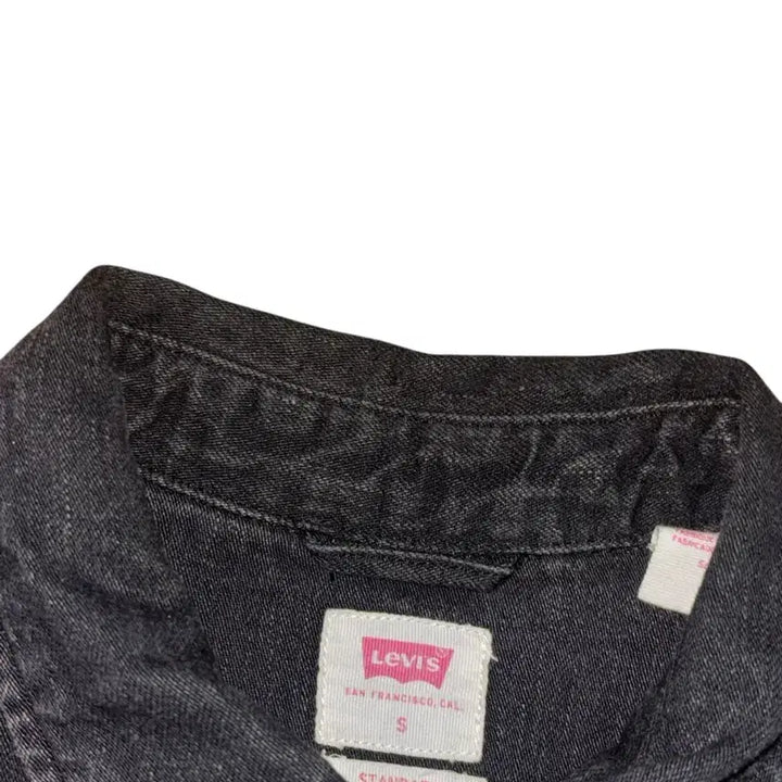 [SOLD OUT] 리바이스 블랙 워시드 데님 웨스턴 셔츠
