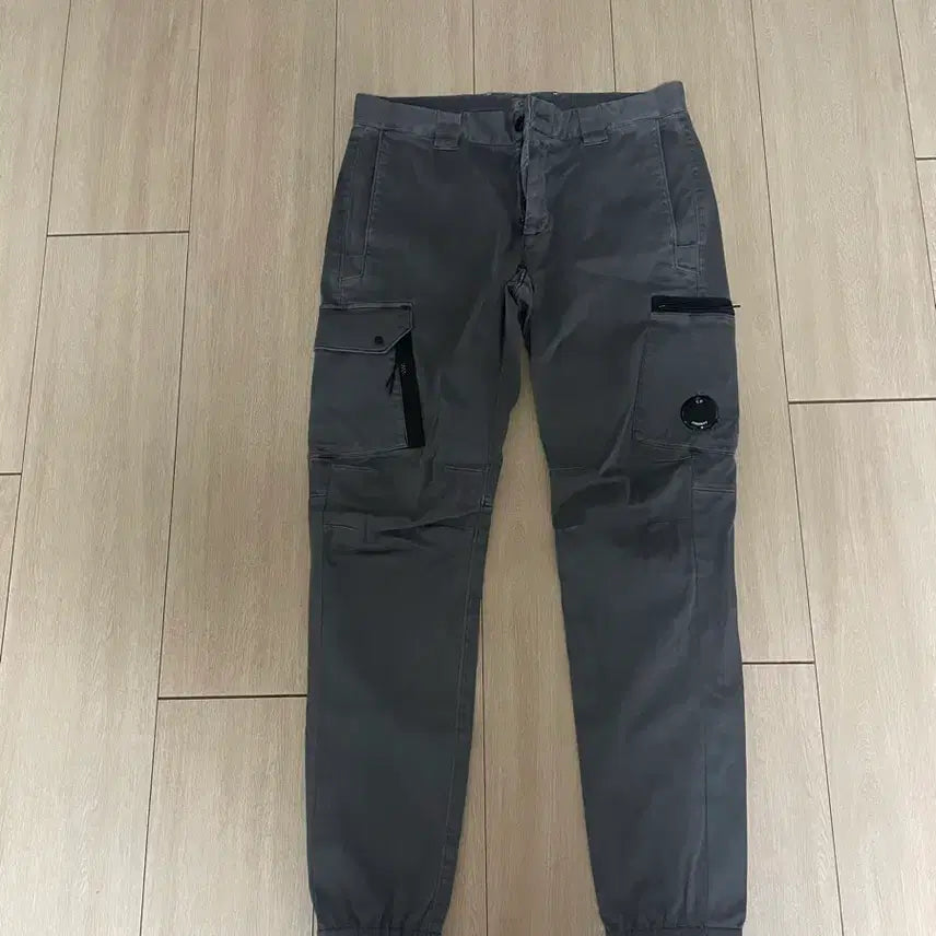 [BUNJANG] C.P. Company Cargo Jogger Pants Gray 48 / C.P. 컴퍼니 카고 조거 팬츠 그레이 48
