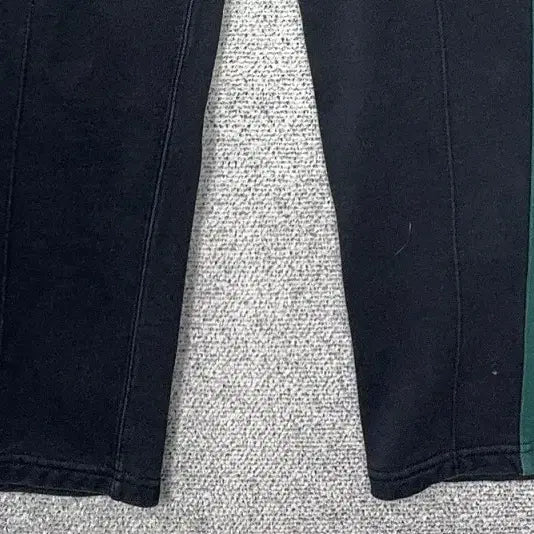 [BUNJANG] Vans Navy Training Pants (Size S) / 반스 네이비 트레이닝 팬츠 S