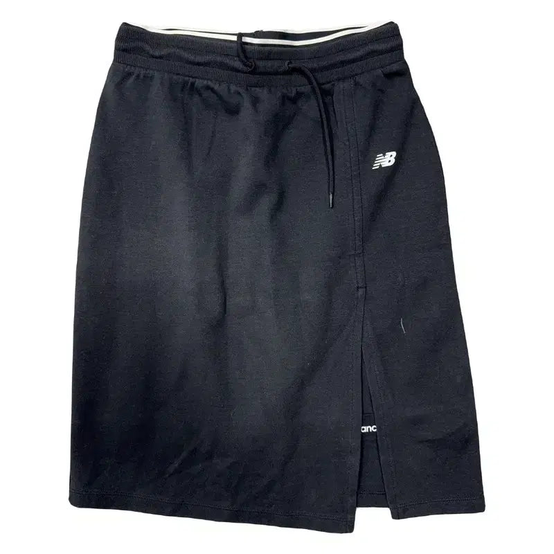 [BUNJANG] New Balance Black Logo Functional Skirt S / 뉴발란스 블랙 로고 기능성 스커트 S